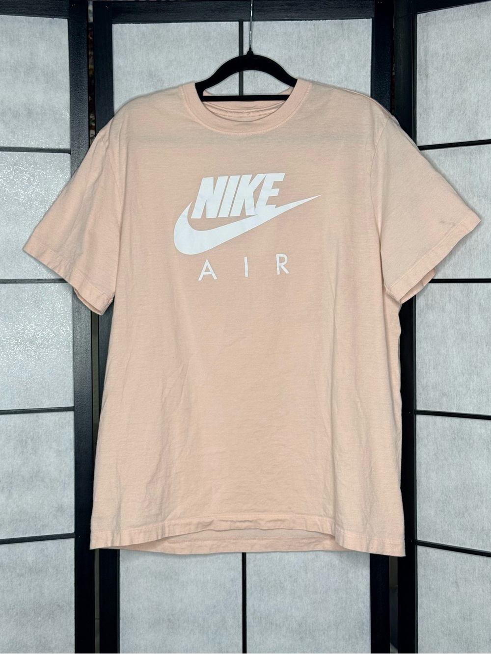 Nike Air Women’s Logo Peach Pink White Swoosh Graphic T-Shirt Size Medium